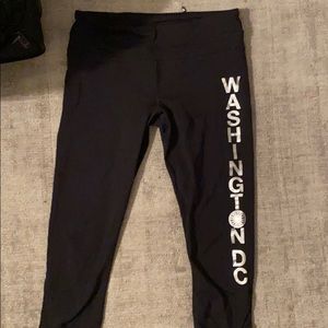Lululemon Soulcycle DC legging (size 6)